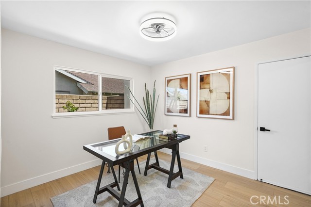 5021 Dovewood Drive, Huntington Beach CA: https://media.crmls.org/medias/84fdc5cf-548c-4300-9e68-d1632dac4872.jpg