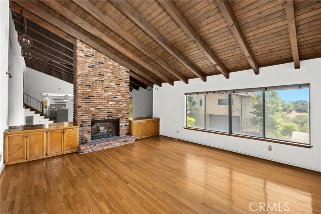 Detail Gallery Image 10 of 43 For 4049 Camino Real, Los Angeles,  CA 90065 - 3 Beds | 2 Baths