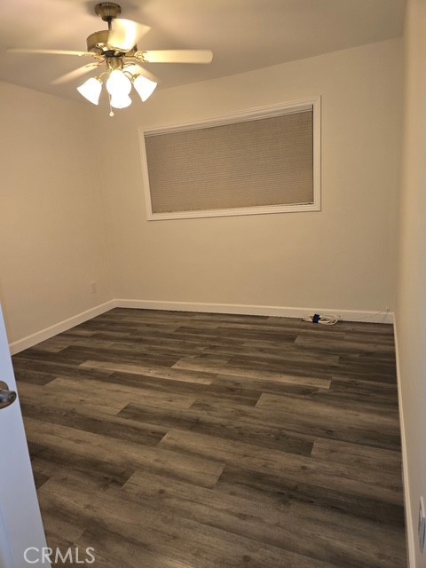 22509 Saticoy St. photo 16