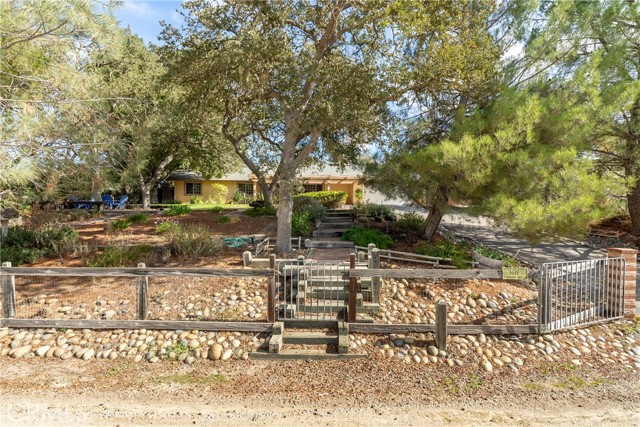 Detail Gallery Image 57 of 58 For 5679 Loma Verde Drive, Paso Robles,  CA 93446 - 3 Beds | 2 Baths