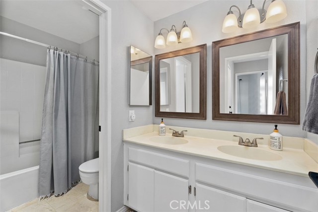 Detail Gallery Image 17 of 44 For 19 Carmesi, Rancho Santa Margarita,  CA 92688 - 2 Beds | 2 Baths