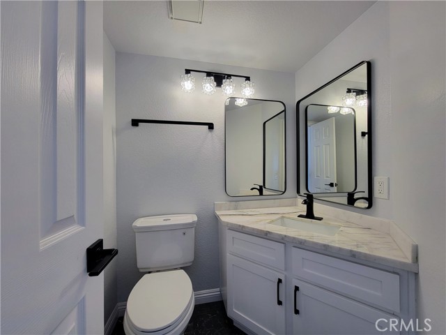 Detail Gallery Image 26 of 29 For 15928 Hunsaker Ave #1,  Paramount,  CA 90723 - 3 Beds | 2/1 Baths