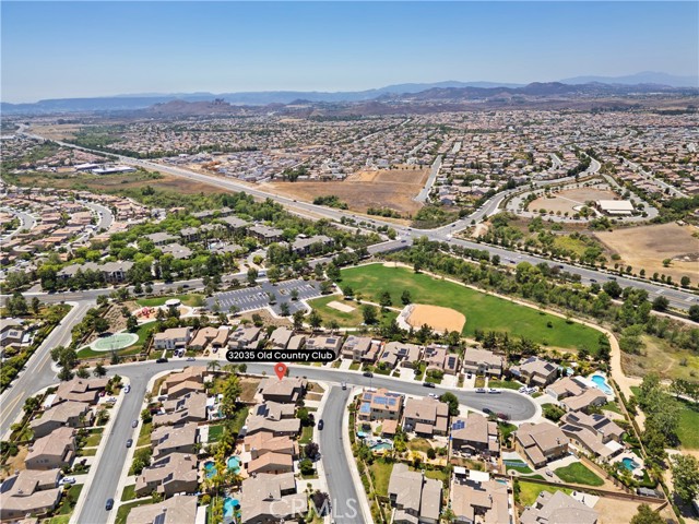 32035 Old Country Court, Winchester CA: https://media.crmls.org/medias/84ffe156-ab07-4f59-bf0e-29eac9eea7f4.jpg