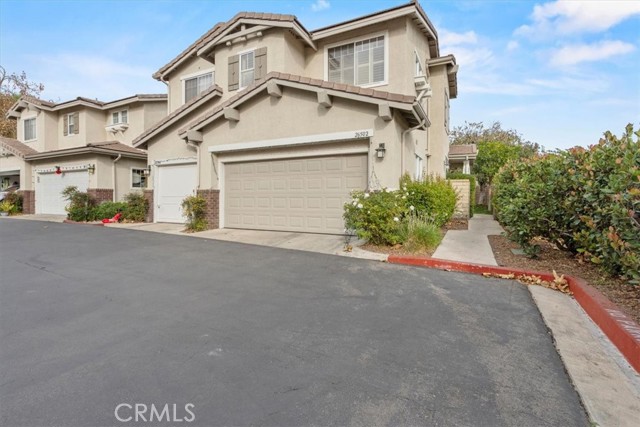 26502 Rock Creek Drive, Valencia CA: https://media.crmls.org/medias/85008676-f2f0-44b0-842b-0cee9228ef14.jpg