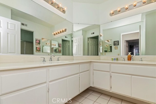Detail Gallery Image 34 of 56 For 2450 via Pacifica, Corona,  CA 92882 - 4 Beds | 3 Baths
