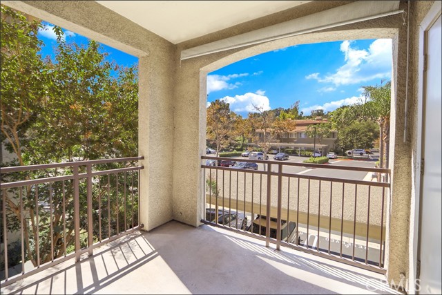22681 Oakgrove, Aliso Viejo CA: https://media.crmls.org/medias/85015694-6f94-4e2f-b5c4-34d6fe16ccdc.jpg