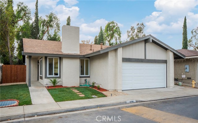 Detail Gallery Image 2 of 37 For 4281 Mill Creek St, Jurupa Valley,  CA 92509 - 3 Beds | 2 Baths