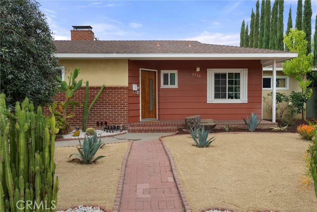 Detail Gallery Image 6 of 46 For 2528 French St, Santa Ana,  CA 92706 - 3 Beds | 3 Baths