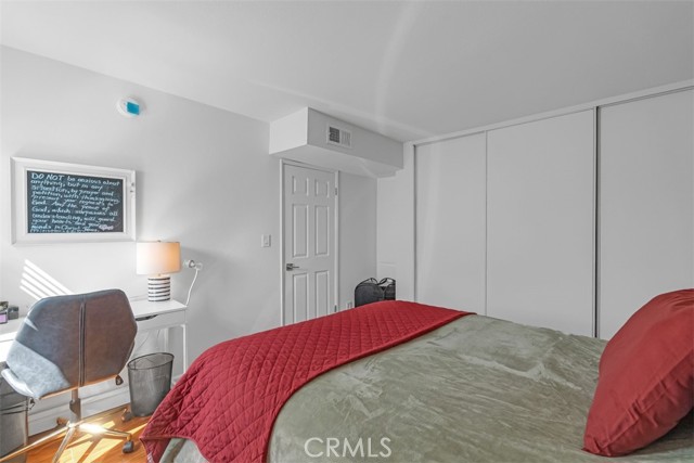 Detail Gallery Image 27 of 50 For 18645 Hatteras St #230,  Tarzana,  CA 91356 - 3 Beds | 2 Baths