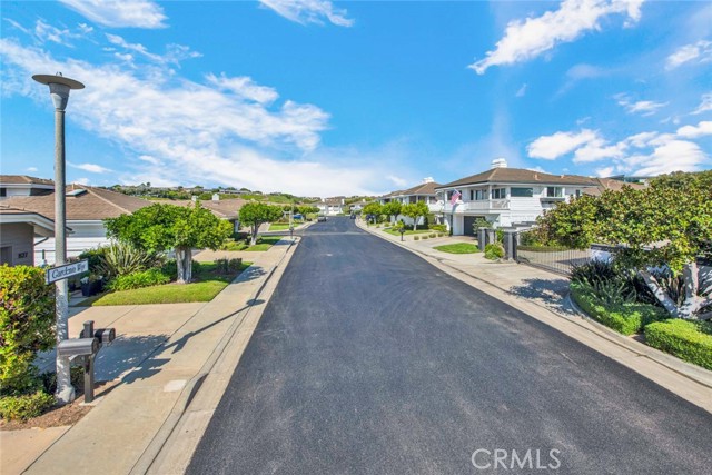 Detail Gallery Image 57 of 65 For 804 Gardenia, Corona Del Mar,  CA 92625 - 2 Beds | 2 Baths