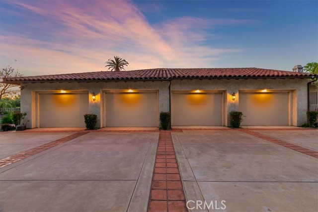 Image 61 of 75 For 6756 Hawarden Drive