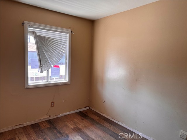 Detail Gallery Image 8 of 14 For 2521 W Sunflower Ave #D4,  Santa Ana,  CA 92704 - 2 Beds | 1 Baths