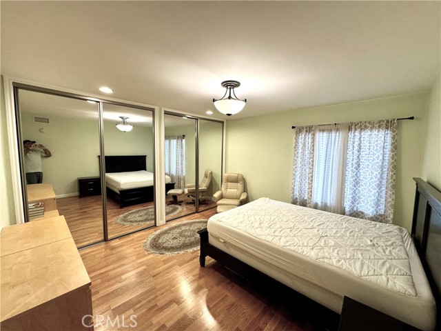 Detail Gallery Image 7 of 24 For 1401 Valley View Rd #325,  Glendale,  CA 91202 - 2 Beds | 2 Baths