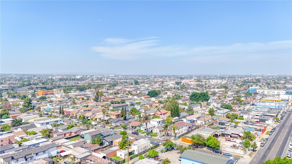 https://media.crmls.org/medias/85062654-5691-4c98-94d2-cff6641ccb40.jpg?preset=X-Large