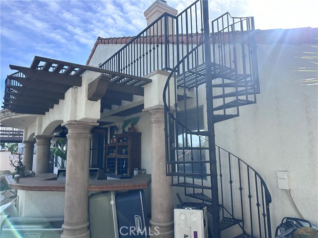 Detail Gallery Image 12 of 21 For 735 Rembrandt Cir, Corona,  CA 92882 - 4 Beds | 2 Baths