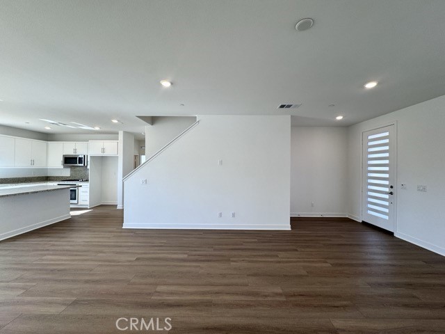 30769 Valley, Menifee CA: https://media.crmls.org/medias/8506e48c-585b-4c63-815e-904123b7fa4e.jpg