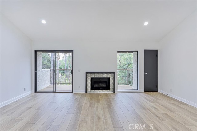 23467 Park Sorrento, Calabasas CA: https://media.crmls.org/medias/85076337-1950-412d-8cb4-5fead5a8f718.jpg