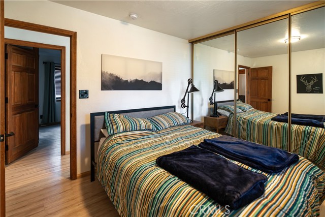 Detail Gallery Image 24 of 39 For 725 Temple Ln, Big Bear Lake,  CA 92315 - 3 Beds | 2/1 Baths