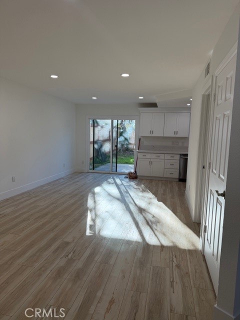 Detail Gallery Image 7 of 54 For 6733 Corintia St, Carlsbad,  CA 92009 - 4 Beds | 2 Baths