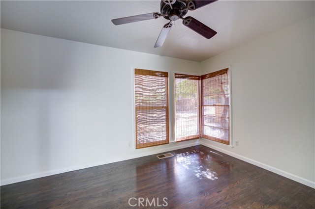 Detail Gallery Image 15 of 31 For 1835 Oak St, Paso Robles,  CA 93446 - 2 Beds | 2 Baths