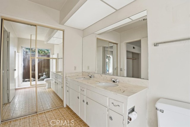 Detail Gallery Image 28 of 45 For 11357 Orcas Ave, Lakeview Terrace,  CA 91342 - 3 Beds | 3 Baths