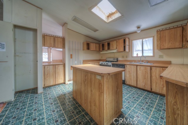 25680 Troy Lane, Menifee CA: https://media.crmls.org/medias/85083e1b-d568-4678-9018-d34ee2c7a886.jpg