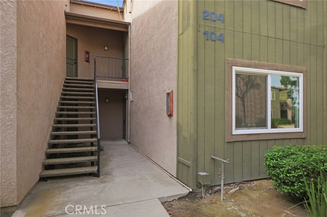 2616 avenida del vista, Corona CA: https://media.crmls.org/medias/850852e5-9ea1-4cf1-8ef9-9ce517e27c6f.jpg