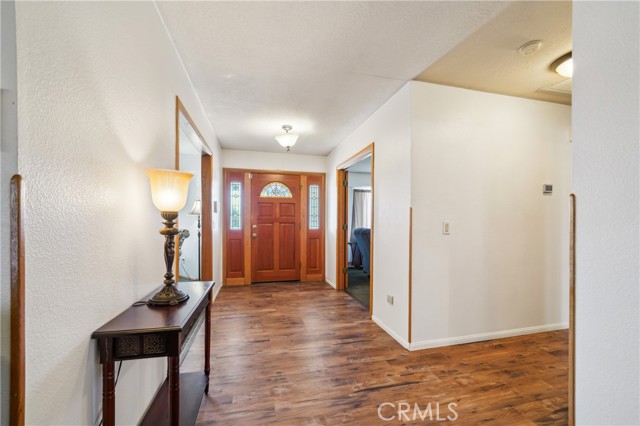 13319 Waco Ln, Apple Valley CA: https://media.crmls.org/medias/85089b51-e07b-4399-b1e5-5176e4692ae9.jpg