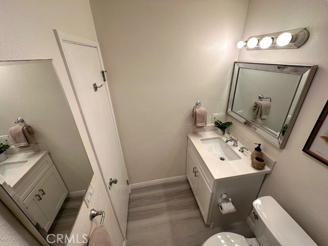 Detail Gallery Image 18 of 34 For 1108 Camino Real #409,  Redondo Beach,  CA 90277 - 2 Beds | 2 Baths