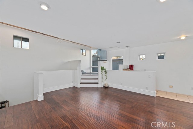 1108 1st Place, Hermosa Beach, California 90254, 3 Bedrooms Bedrooms, ,2 BathroomsBathrooms,Residential,Sold,1st,SB22157669