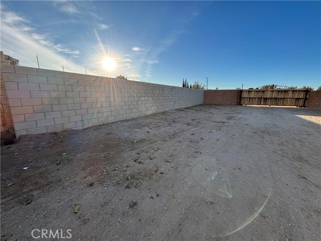 Detail Gallery Image 11 of 11 For 15137 Luna Road, Victorville,  CA 92392 - 3 Beds | 2 Baths