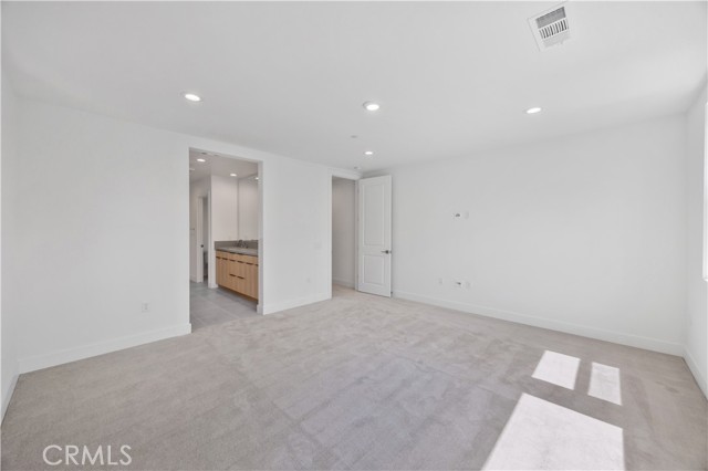 169 Creation, Irvine CA: https://media.crmls.org/medias/850a9678-1053-4fb8-8388-c60beb1e3e77.jpg