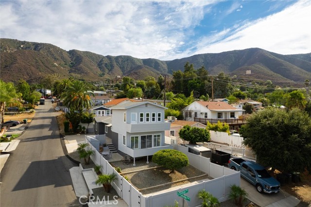 Detail Gallery Image 4 of 49 For 33411 Landerville Bld, Lake Elsinore,  CA 92530 - 3 Beds | 2 Baths