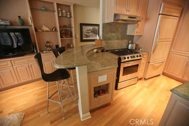 565 Esplanade, Redondo Beach, California 90277, 1 Bedroom Bedrooms, ,1 BathroomBathrooms,Residential,Sold,Esplanade,SB14046853