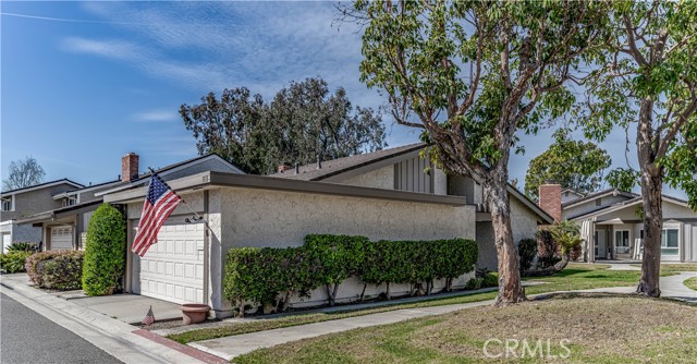 5113 Piccadilly Circle, Westminster, CA 92683