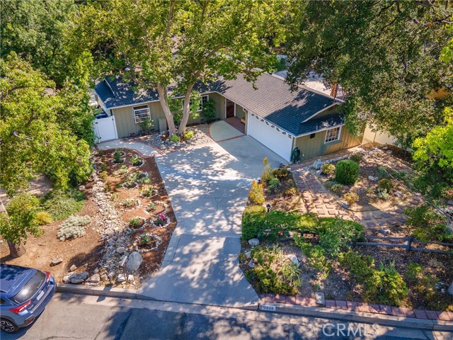 3828 2nd Avenue, La Crescenta CA: https://media.crmls.org/medias/850c6731-29d3-46a6-98ec-e40f24dd2ca7.jpg