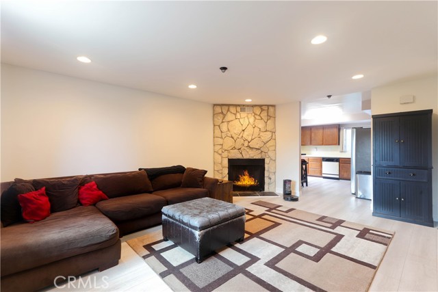 2616 Voorhees Avenue, Redondo Beach CA: https://media.crmls.org/medias/850cc5d9-678d-42b8-9359-5c123f46ee78.jpg