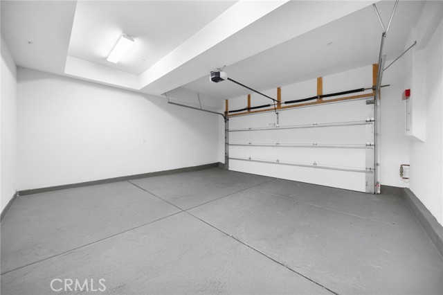 119 Cordial, Irvine CA: https://media.crmls.org/medias/850d78b0-2cad-4be8-b548-7feb6ca8e943.jpg