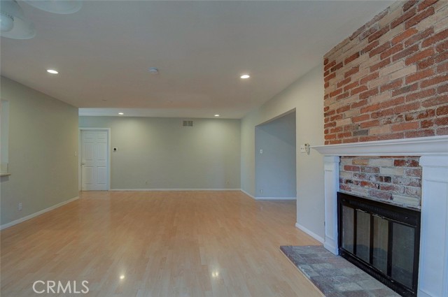 Detail Gallery Image 10 of 23 For 12911 Browning Ave, North Tustin,  CA 92705 - 5 Beds | 4 Baths