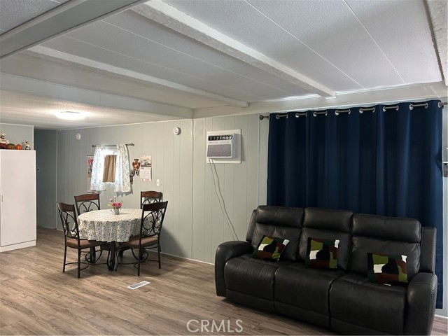 Detail Gallery Image 4 of 35 For 3734 Pacific St #40,  Highland,  CA 92346 - 2 Beds | 1 Baths