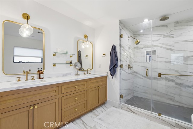 5 Bed Home for Sale in Sherman Oaks, California