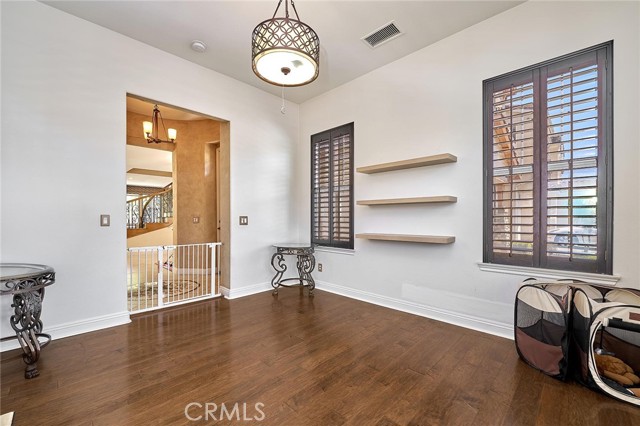 Detail Gallery Image 4 of 48 For 524 S Petunia, La Habra,  CA 90631 - 4 Beds | 3/1 Baths