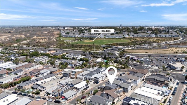 Detail Gallery Image 36 of 36 For 126 47th Street #1,  Newport Beach,  CA 92663 - 3 Beds | 2/1 Baths