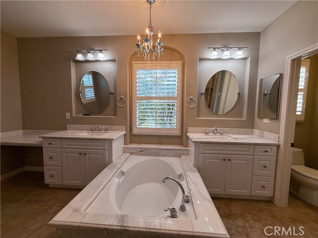 Detail Gallery Image 12 of 22 For 28 Teak, Irvine,  CA 92620 - 4 Beds | 2/1 Baths