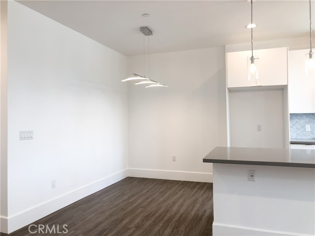 Detail Gallery Image 12 of 34 For 4201 Pennsylvania Ave, La Crescenta,  CA 91214 - 3 Beds | 2/1 Baths