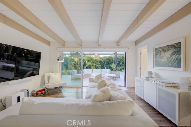 Detail Gallery Image 25 of 72 For 8161 Encino Ave, Northridge,  CA 91325 - 4 Beds | 3 Baths