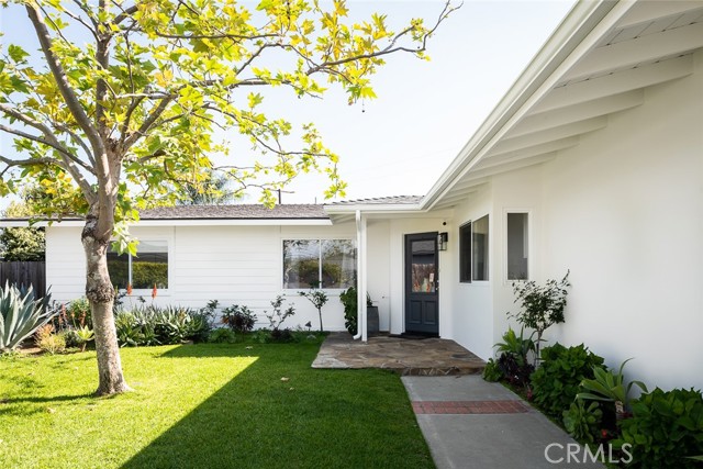 2086 Marian Way, Costa Mesa, CA 92627