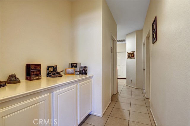 27727 Hollyoak Way, Menifee CA: https://media.crmls.org/medias/8512dff0-f14f-4407-a7d8-684fa2fe3101.jpg