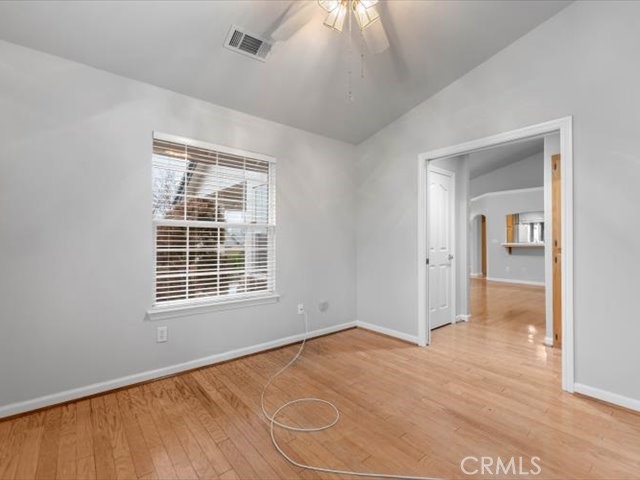 https://media.crmls.org/medias/85131d05-0b95-427a-b224-1bb6fc1d67db.jpg?preset=X-Large