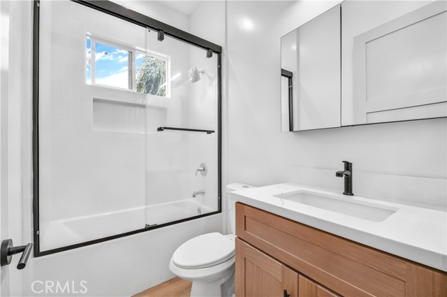 6316 Babcock Avenue, Valley Glen CA: https://media.crmls.org/medias/8513afbe-0407-415d-b8a7-ac6280128cdb.jpg